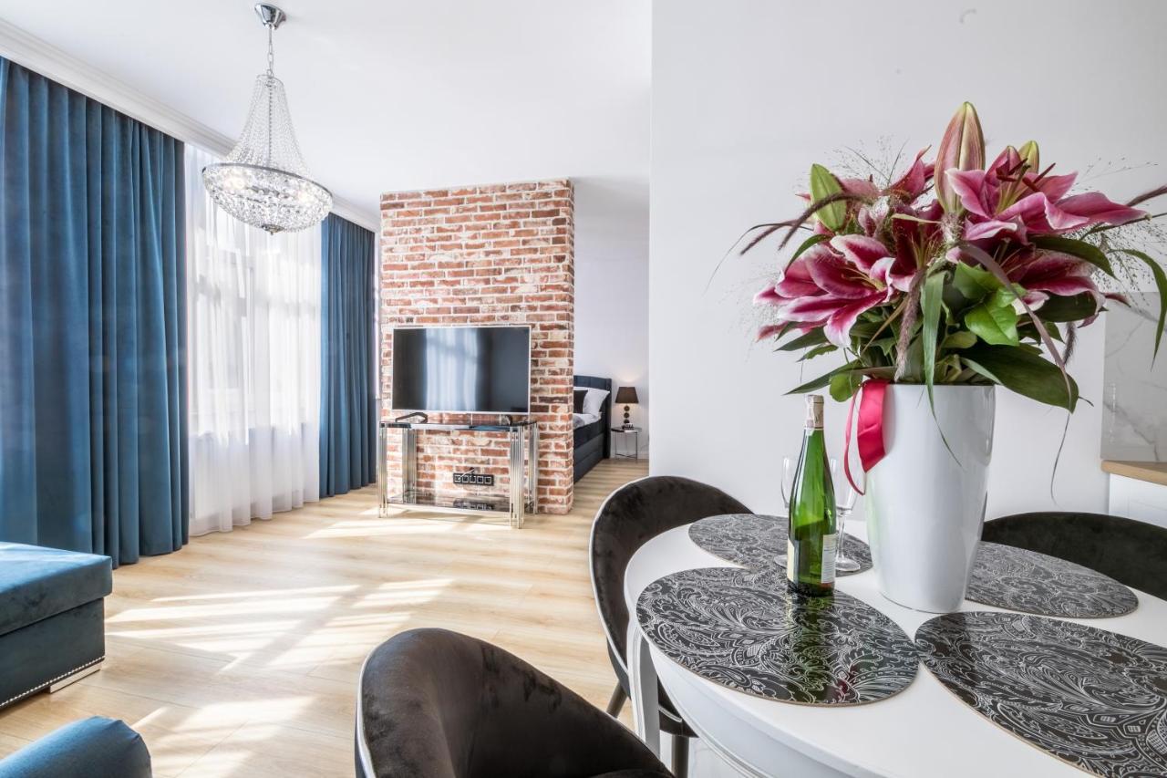 Apartament Royal Blue Ustka Lägenhet Exteriör bild